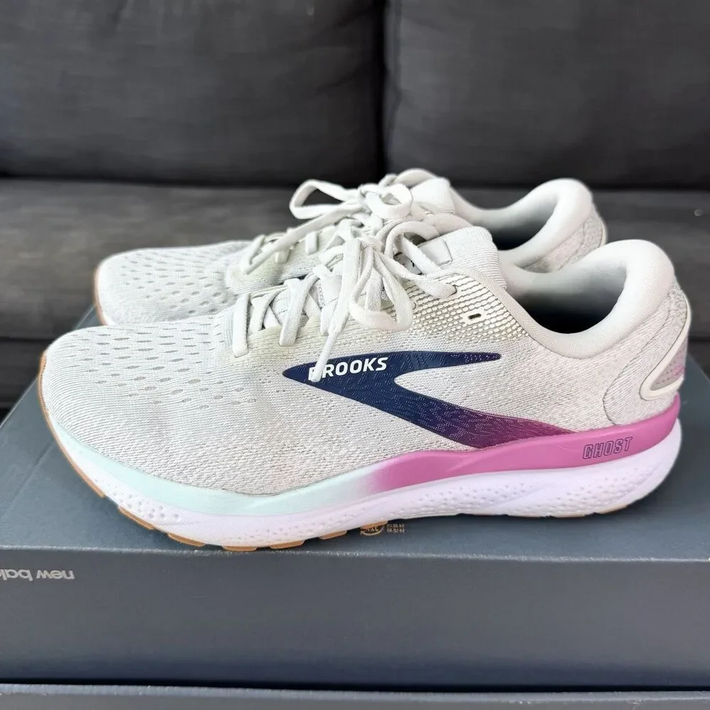 Brooks Ghost 16 White Nitrogen Running Shoe Women's 9.5 Wide